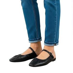 SODA Black Slingback Women's Flat Slip-On Shoes Faux Leather Women’s Size 9 NWOT